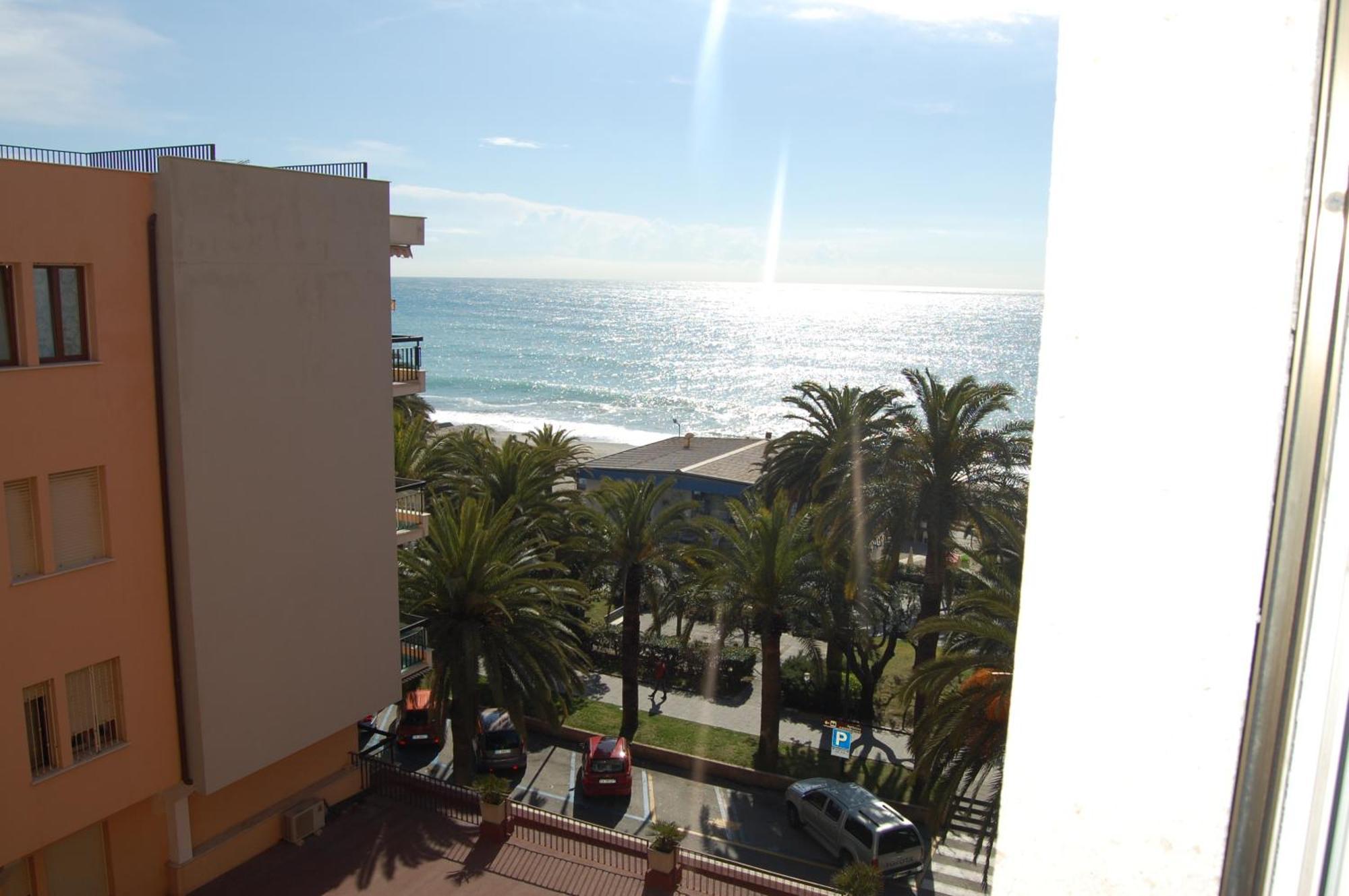 Grand Hotel Moroni Finale Ligure Exteriör bild